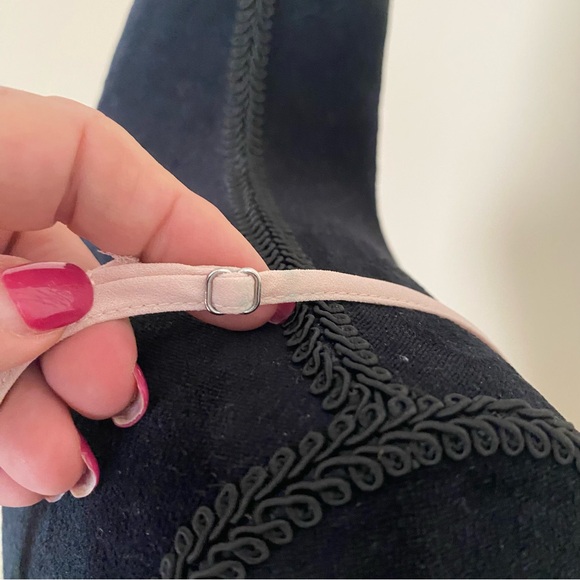 Women's Light Pink Button-Down Cami Top - Picture 4 of 7